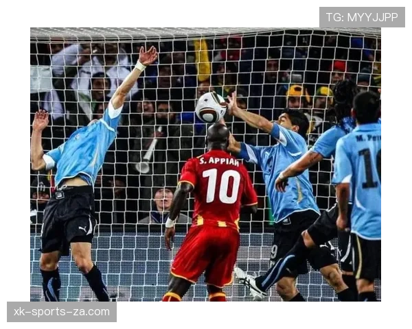 扩大身体面积在足球手球规则中为何仍难判定为犯规？